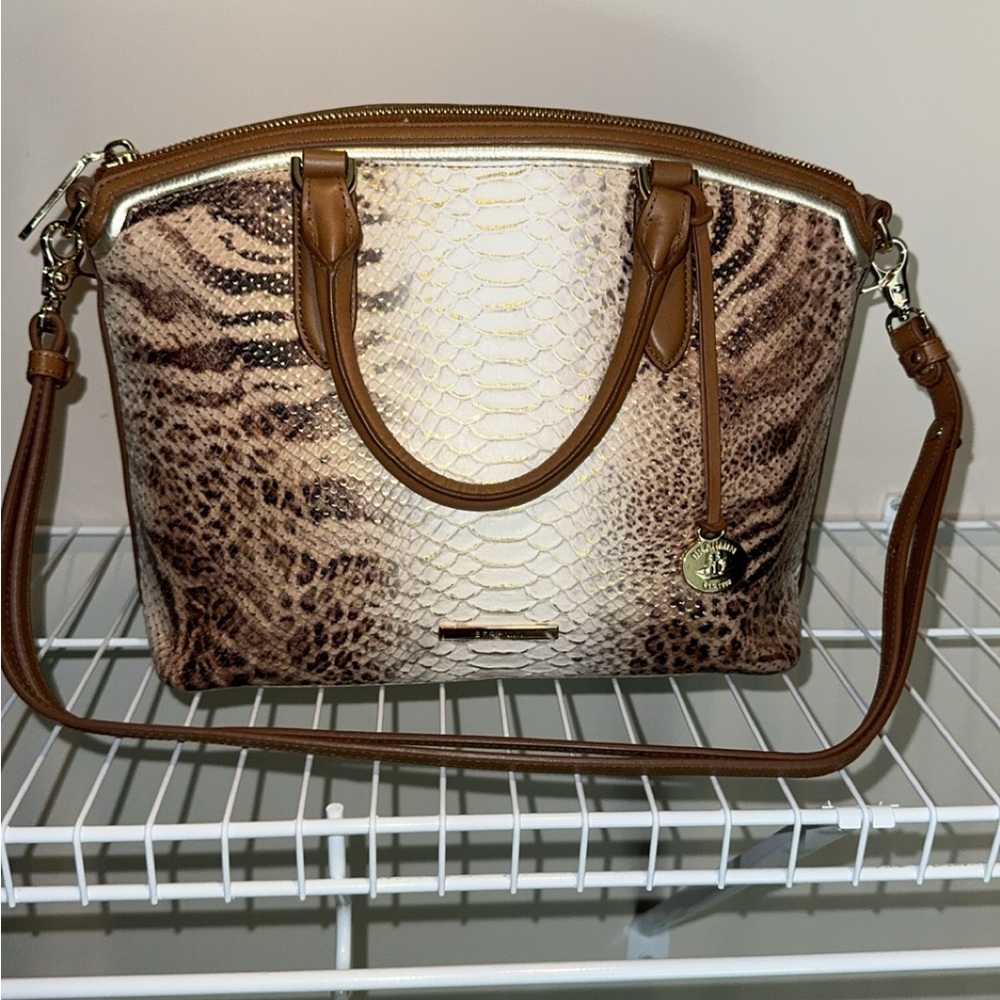 AUTHENTIC Brahmin Duxbury Satchel in new condition never used